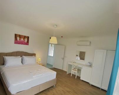 Mithatpasa Hotel | Cunda Kordon Otel
