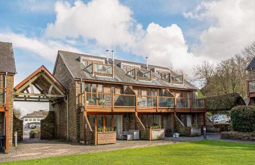 Bugford House | Curlew