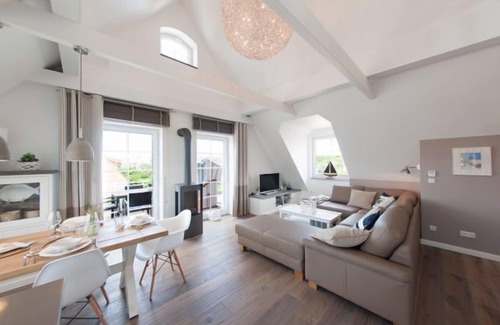 Juist Apartment | Curr. Sun House My Island IN THE DUNES OF JUIST, WHERE PEACE IS A NOISE!