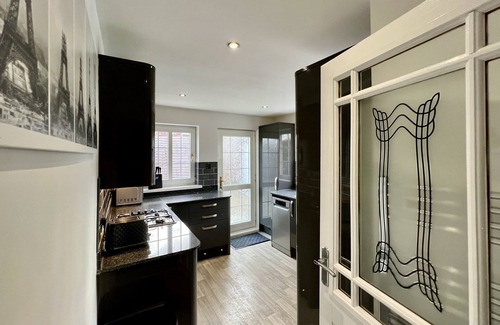 Cleethorpes House | Curzon House Two MyShortLets