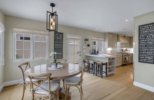 Old Palo Alto House | Custom Home minutes to Stanford University & Medical Center. Private setting!