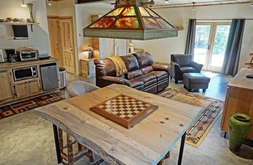 Grand Lake Cabin | Custom Home with 3 Levels & Great Outdoor Space, + Pet Friendly!
