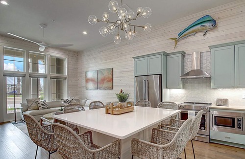 Cinnamon Shore House | Custom Townhome@Cinnamon Shore w/Town Center Views+Resort-Like Amenities