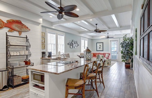 Cinnamon Shore Condo | Customized Condo w/Designer Details@Cinnamon Shore w/Great Amenities!