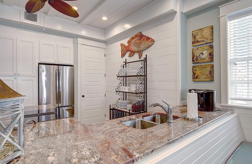 Cinnamon Shore Condo | Customized Condo w/Designer Details@Cinnamon Shore w/Great Amenities!