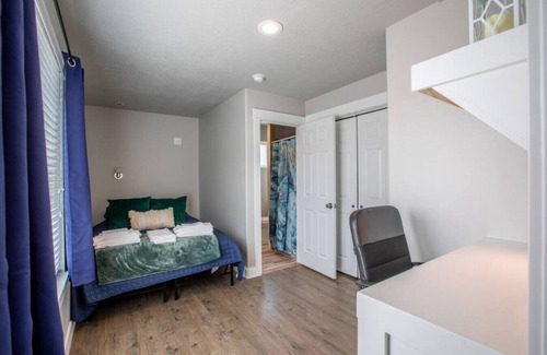 Ogden Apartment | Cute 4 BD Upstairs Apt | Extended Stays