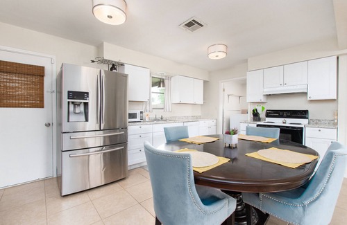 Belton House | Cute and cozy! Minutes from Lake Belton *Military Friendly*