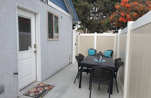 Oceano Cottage | Cute Cottage in Oceano, steps to the beach.