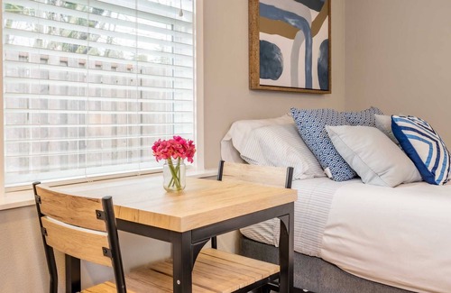 Centennial Cottage | Cute cozy cottage