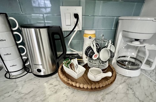 Tropic House | Cute Cozy House