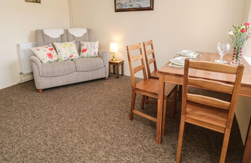 Pensilva Cottage | CUTKIEVE FARM COTTAGE, romantic, with a garden in Pensilva