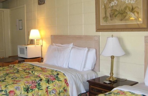 Northeast Virginia Beach Hotel | Cutty Sark Efficiencies