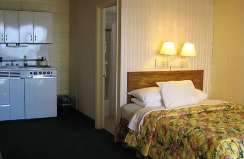 Northeast Virginia Beach Hotel | Cutty Sark Efficiencies