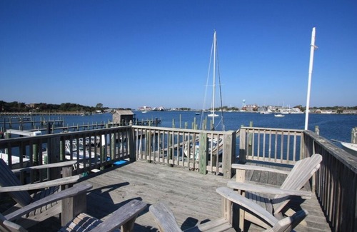 Ocracoke Villa | CV5B: Portsmouth 5B -1st floor studio with kitchenette!