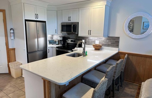 Ocracoke Villa | CV7: North Point -2nd floor 2BR villa with screened porch!