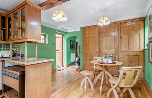 Llanidloes House | Cwmfron House