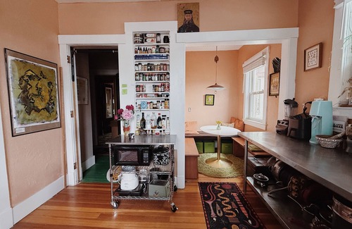 Dahlman House | CWS for large Groups 6BR 3.5bath Huge Yard 4K Sq Ft 2 miles to Stadium