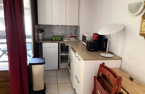 Brides-les-Bains Apartment | Cybeles Residence - Studio for 4 people