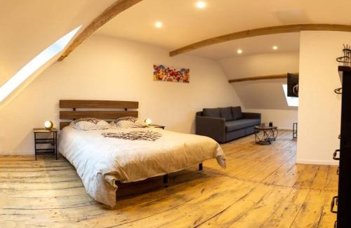 Saint-Germain-des-Fosses Apartment | CYRIS - Chambres Duplex climatisées - Spa & Piscine Centre ville