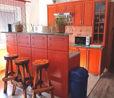 Balatonalmadi Apartment | Dézsa Apartman Balatonalmádi