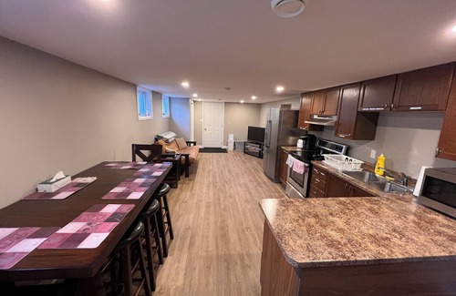 Bridgenorth Apartment | D&B’s Cozy 2 Bedroom Basement Apartment with a 5 minute walk to Chemong Lake