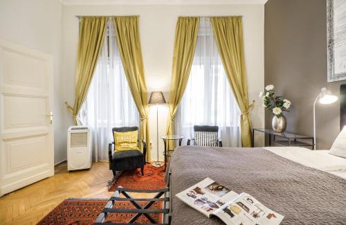 Belvaros - Lipotvaros Apartment | Da Vinci Art Home