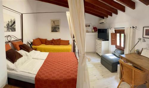 Cuevas Del Almanzora Bed & Breakfast | Dachterrassenzimmer in romantischem Landhaus mit Pool
