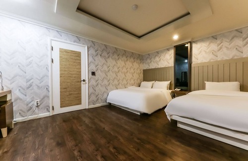 Dong-gu Hotel | Daejeon Yongjeon Cinema
