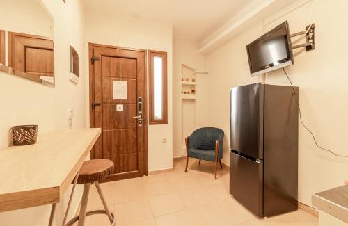 Nikita Apartment | Dafni's Beachfront Luxury Studios