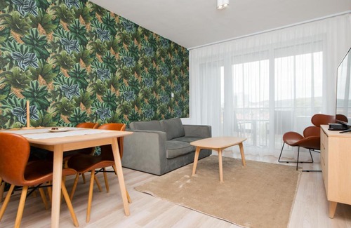 13th District Apartment | Dagály Apartments by FirstHost