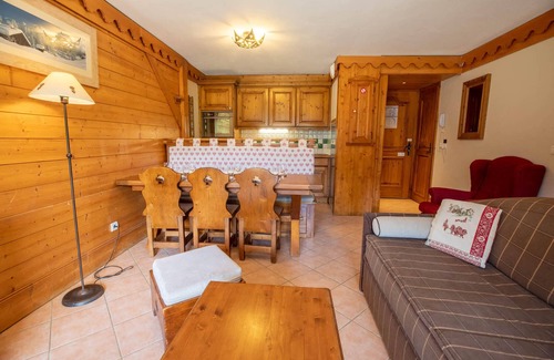 Meribel Village Apartment | Daguet 1D6 ski-in ski-out