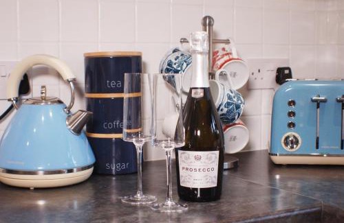 Berrynarbor House | Daisy Cottage near Broadsands beach