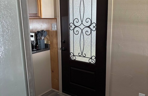 Jacksonville House | Daisy’s PlacenCozy cottage three bedroom located in the heart of Jacksonville