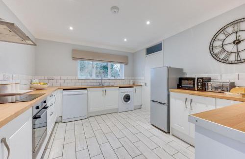 Halesworth House | Dakings