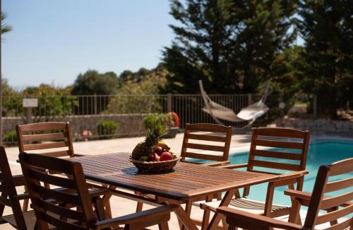 Eleios-Pronnoi Villa | Dalasvillas SkalaMare