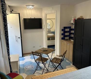 Marini Apartment | Dama Room
