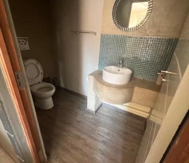 Madibeng Cabin | Damascus Bush Lodge