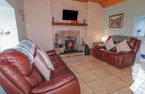 Newry House | Dan White's Cottage
