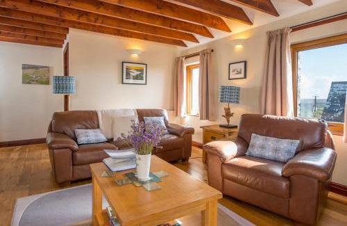 St Brides House | Dan Y Garn