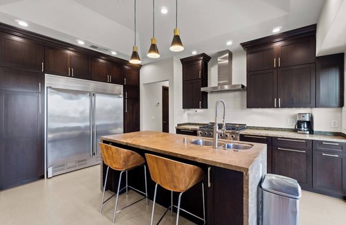 Lantern District House | Dana Point Luxe STR14-007