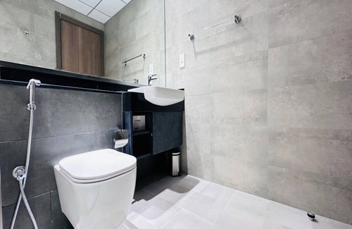 Dubai Sports City House | Dancenter Home Urban Nest