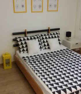 Grbavica Apartment | Dandelo