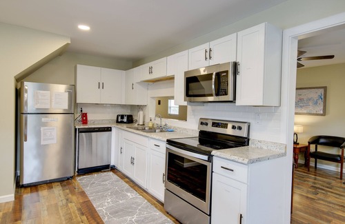 Dandridge House | Dandridge Vacation Rental w/Fishing Pier & Grill!