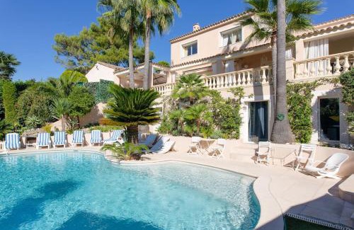 Antibes Villa | Dans villa spa hammam sauna piscine, 5 chambres
