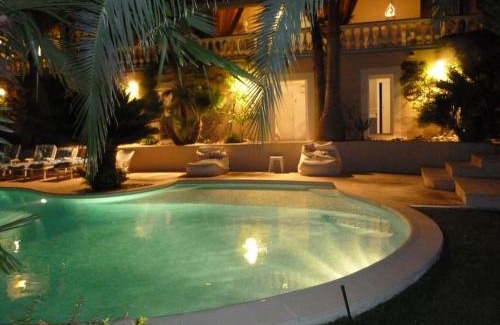 Antibes Villa | Dans villa spa hammam sauna piscine, 5 chambres