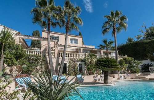 Antibes Villa | Dans villa spa hammam sauna piscine, 5 chambres