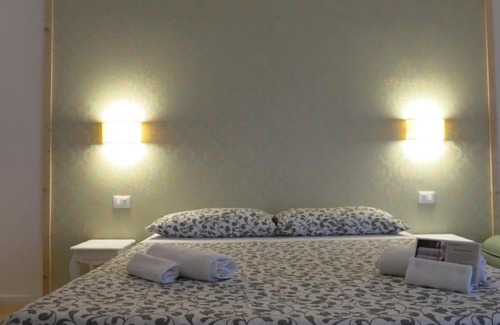 Trento Old Town Bed & Breakfast | Dante Rooms and Apartment