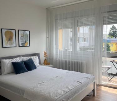 Kladovo Apartment | Danube Sunrise