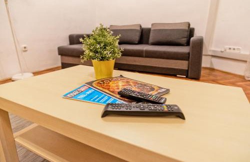 Inner City Budapest Apartment | Danubius Grand Astoria Budapest