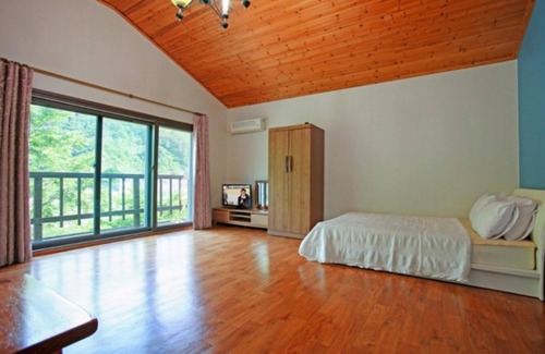 Danyang House | Danyang sky Garden Pension